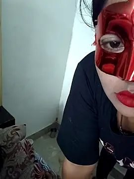 Snapshot of Heena-143@xh chatting on February 13, 2026, 7:30 am Heena-143xh online show from February 13, 2026, 7:30 am