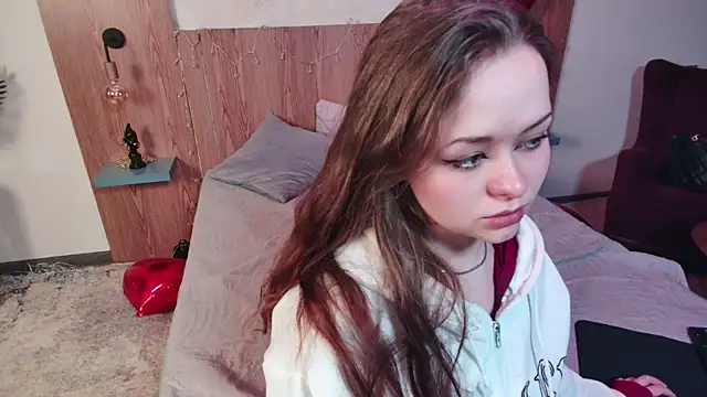 sweetie kathy  online show from March 15, 2026, 8:43 am