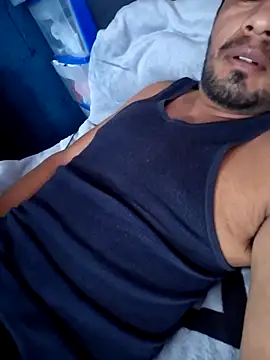 sanz957 online show from November 17, 2025, 8:46 pm