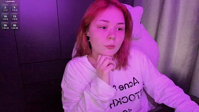 sophia lix online show from June 16, 2026, 12:32 am