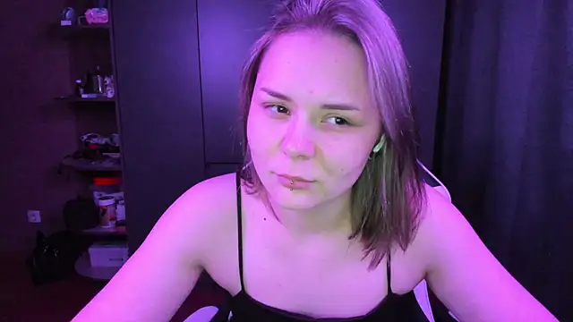 sophia lix online show from November 7, 2025, 3:16 pm