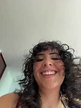 SugarTroubl33 online show from January 16, 2026, 1:59 pm