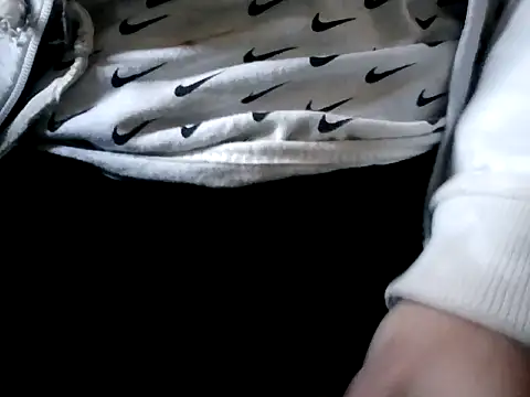 Snapshot of giovanift111 chatting on November 21, 2025, 7:24 pm giovanift111 online show from November 21, 2025, 7:24 pm