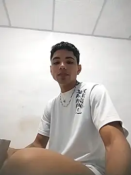 Alex Sweeting online show from November 11, 2025, 6:30 am