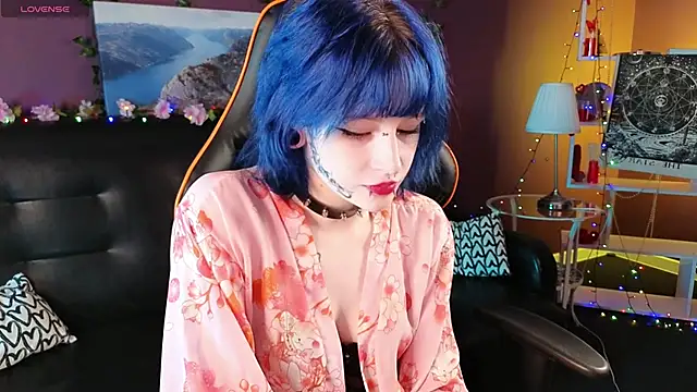 Snapshot of karkadeshk chatting on November 14, 2025, 10:08 am karkadeshk online show from November 14, 2025, 10:08 am