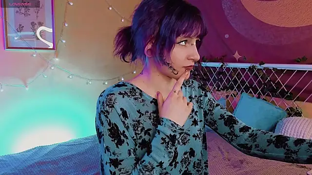 Snapshot of karkadeshk chatting on November 5, 2025, 10:51 am karkadeshk online show from November 5, 2025, 10:51 am