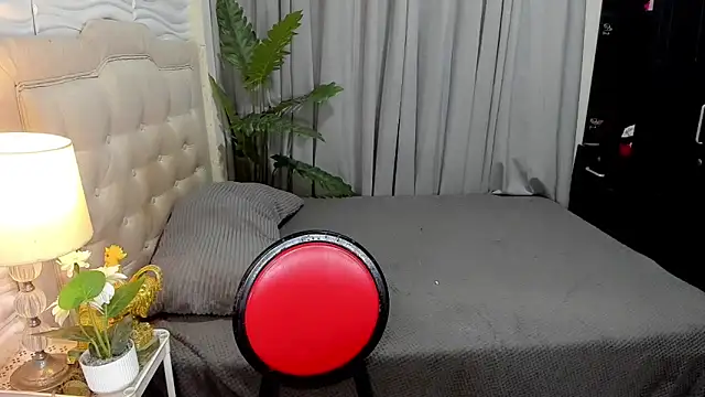 UnforgetableAsianCock online show from February 17, 2026, 10:40 pm