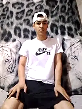 EncodingPuddle online show from October 28, 2025, 3:18 am