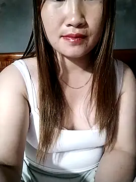 emini-xx online show from April 26, 2026, 3:15 am