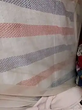 Snapshot of doggy-00 chatting on February 13, 2026, 9:59 pm doggy-00 online show from February 13, 2026, 9:59 pm