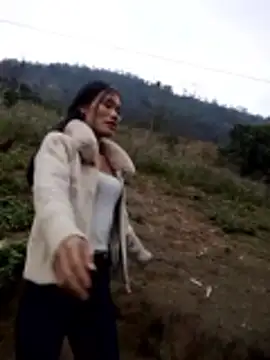 Snapshot of doggy-00 chatting on February 13, 2026, 9:53 am doggy-00 online show from February 13, 2026, 9:53 am