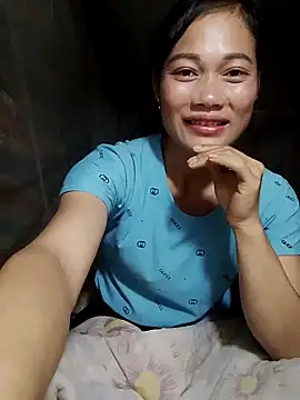 doggy-00 online show from November 9, 2025, 8:35 pm