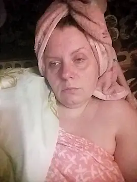 Snapshot of Lana-murr chatting on March 9, 2026, 9:40 pm Lana-murr online show from March 9, 2026, 9:40 pm