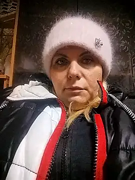 Lana-murr online show from January 10, 2026, 8:37 pm