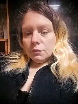 Snapshot of Lana-murr chatting on March 22, 2026, 6:26 am Lana-murr online show from March 22, 2026, 6:26 am