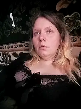 Snapshot of Lana-murr chatting on March 16, 2026, 5:26 am Lana-murr online show from March 16, 2026, 5:26 am