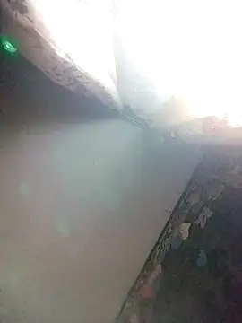 Lana-murr online show from November 26, 2025, 6:41 pm