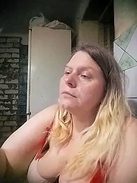 Lana-murr online show from May 4, 2026, 4:32 pm