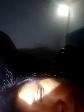 bella-la online show from December 1, 2025, 9:15 pm