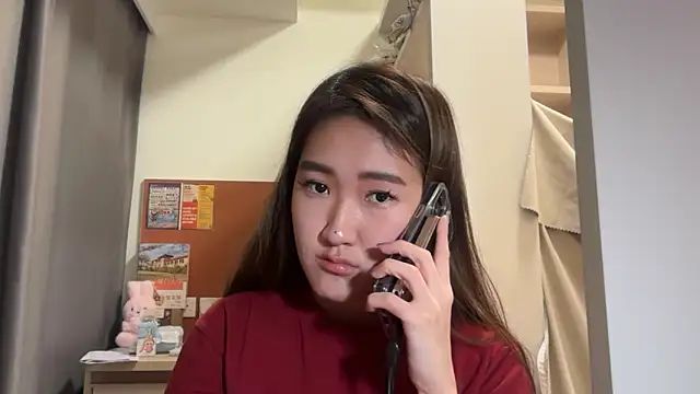 AlishaCheng online show from December 18, 2025, 12:53 pm