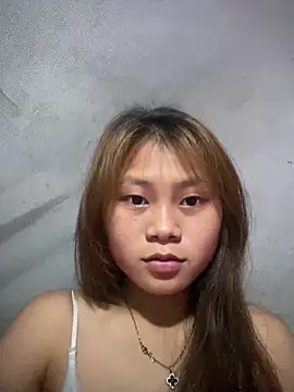 Sophia-123 online show from May 8, 2026, 12:36 am