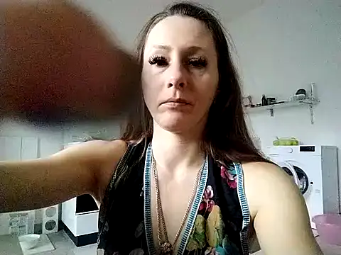 Anneta280671 online show from December 2, 2025, 11:12 am