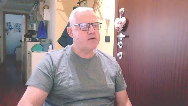 Diegoriv71 online show from May 7, 2026, 4:54 pm