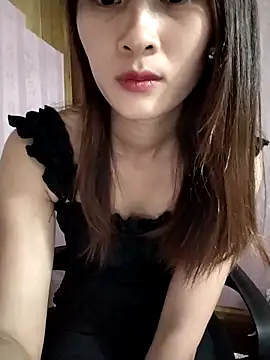 Em xinh01 online show from May 2, 2026, 3:01 am
