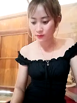 Em xinh01 online show from May 17, 2026, 6:24 am