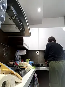 Piediniecollant online show from March 2, 2026, 11:17 am