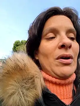 Piediniecollant online show from January 10, 2026, 8:09 am