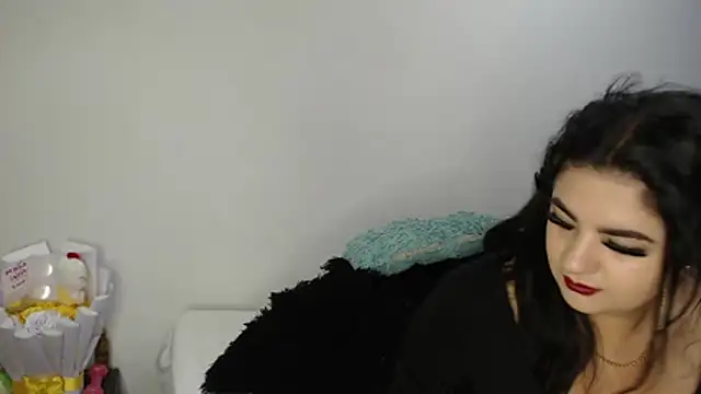 EmmilyConnor online show from August 6, 2026, 1:39 pm
