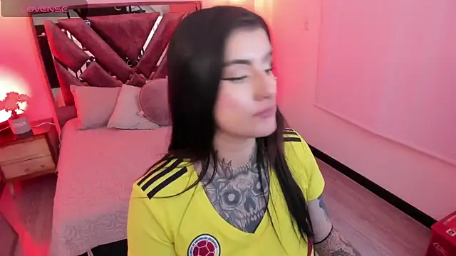 mia jagger online show from June 18, 2026, 4:33 am