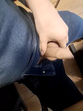 Snapshot of EchoVibe_86 chatting on March 6, 2026, 3:40 pm EchoVibe 86 online show from March 6, 2026, 3:40 pm