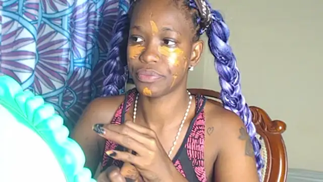 Snapshot of LilithMiller_ chatting on July 7, 2026, 12:20 pm LilithMiller online show from July 7, 2026, 12:20 pm