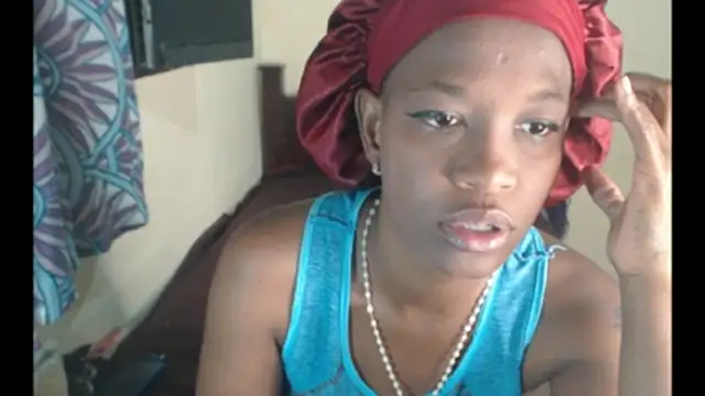 Snapshot of LilithMiller_ chatting on August 6, 2026, 11:33 pm LilithMiller online show from August 6, 2026, 11:33 pm
