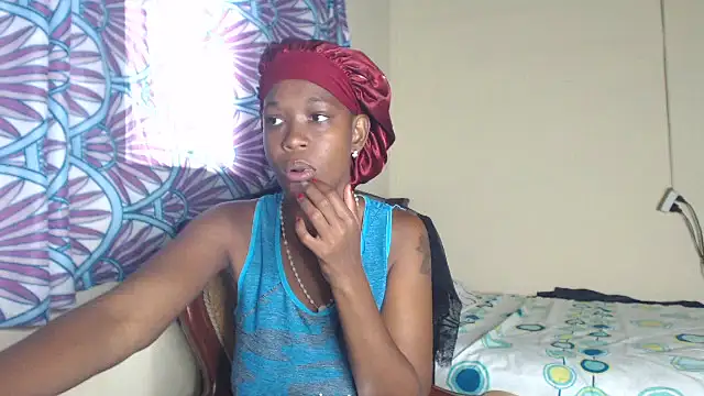 Snapshot of LilithMiller_ chatting on June 18, 2026, 3:50 pm LilithMiller online show from June 18, 2026, 3:50 pm
