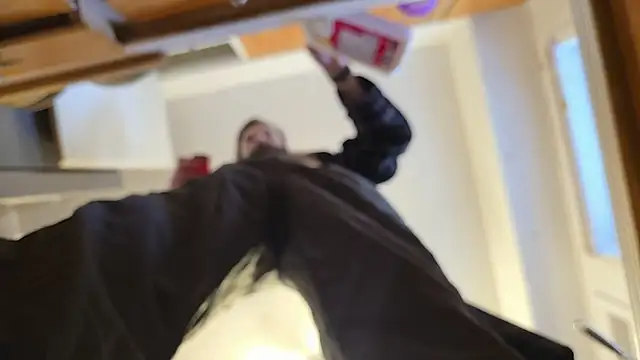 MilesSnow online show from October 31, 2025, 4:58 pm