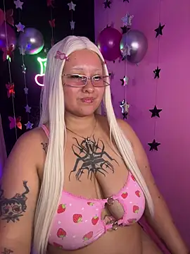 pinkbaddie777 online show from August 9, 2026, 3:23 am