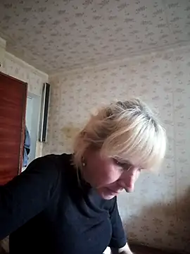 Georgette466 online show from June 15, 2026, 1:44 pm