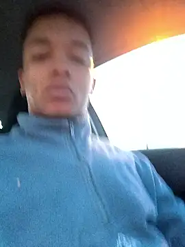 Snapshot of chavalpeludo chatting on January 8, 2026, 5:19 pm chavalpeludo online show from January 8, 2026, 5:19 pm