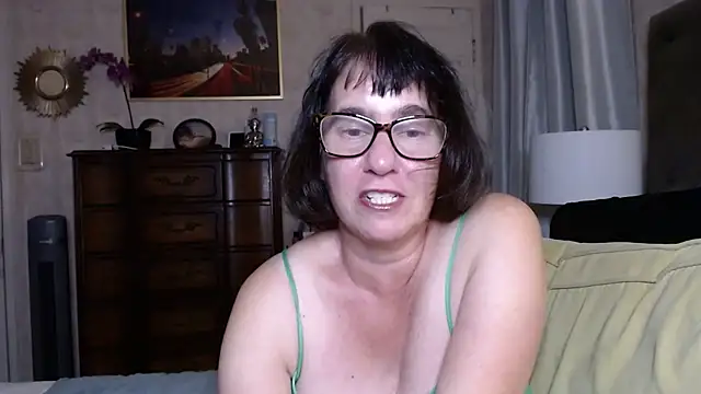 BigbustedBrenda online show from November 27, 2025, 10:54 pm
