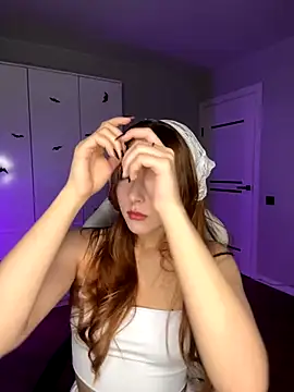 musefox online show from November 7, 2025, 4:33 pm