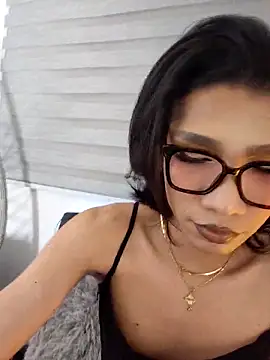 FernandaFox  online show from June 19, 2026, 2:28 am