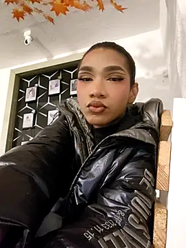 Snapshot of FernandaFox_ chatting on February 19, 2026, 1:02 am FernandaFox online show from February 19, 2026, 1:02 am