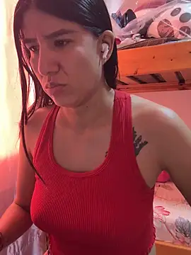 scarlethsb33 online show from November 12, 2025, 12:42 pm