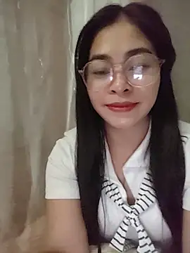 Bamboo-niee123 online show from May 30, 2026, 4:23 pm