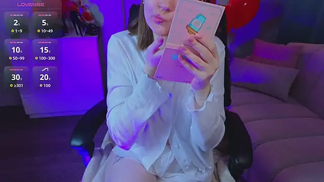 Snapshot of R_I_N_A chatting on March 15, 2026, 1:12 am R I N A online show from March 15, 2026, 1:12 am