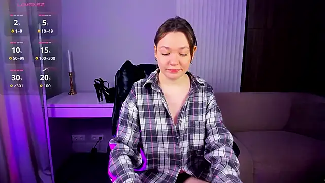 R I N A online show from December 20, 2025, 1:08 am