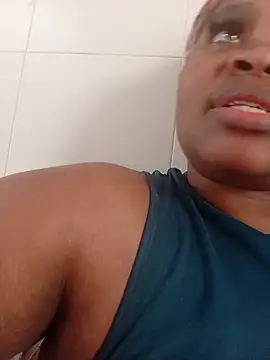 ThickLeeyanaXX online show from June 23, 2026, 1:53 pm
